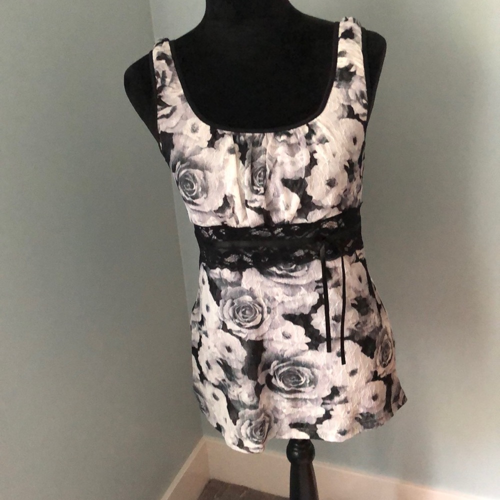 Floral Lace Top